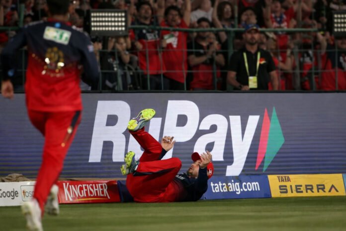 RCB players celebrating after their win in IPL 2026.